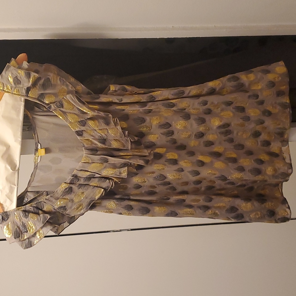 Sparkly gold silver top